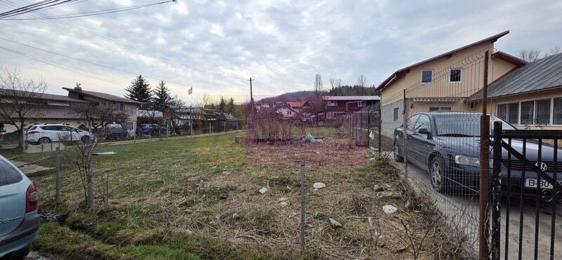 Teren intravilan 617 mp de vanzare in Breaza